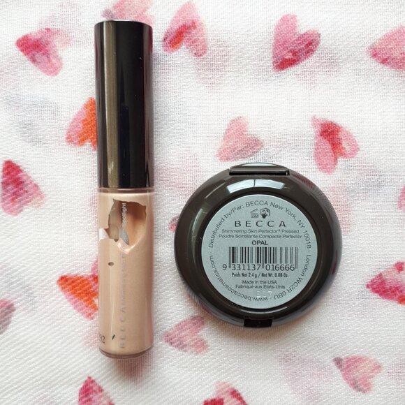 Becca Cosmetics: Glow On The Glow Kit - Opal - Picture 8 of 16